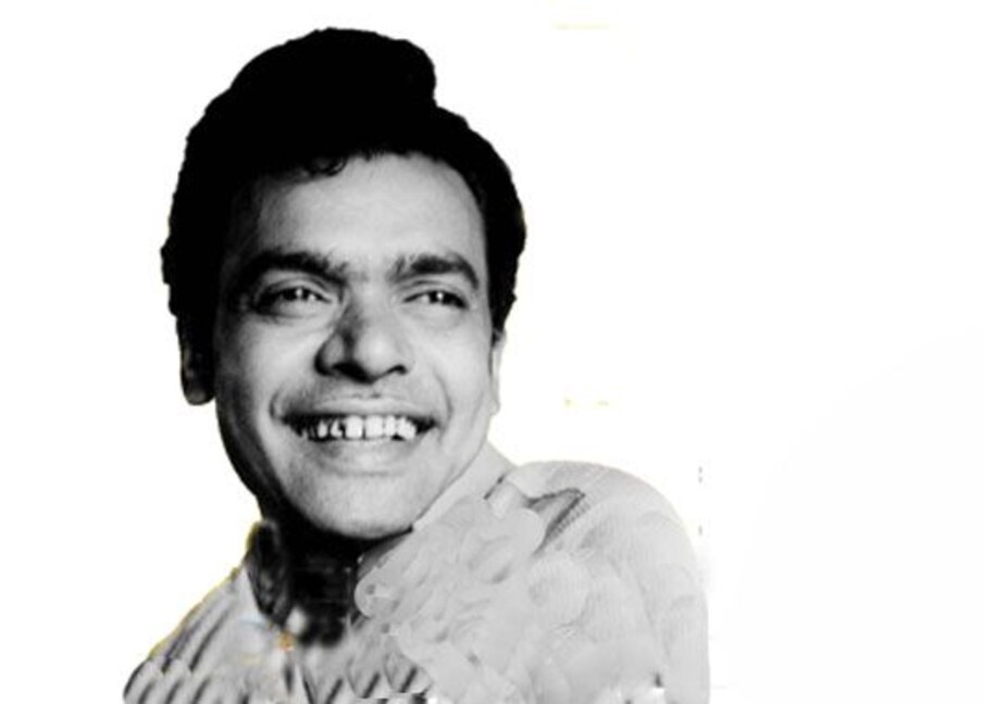  రాజబాబు |  ఎవర్ గ్రీన్ స్టార్ కమెడియన్ రాజబాబు కూడా కేవలం 45 ఏళ్ళ వయసులోనే చనిపోయారు. ఈయన కూడా అనారోగ్యంతోనే కన్నుమూయడం తెలుగు ఇండస్ట్రీ కామెడీ ఎప్పుడూ ఏడ్చేలా చేసింది.