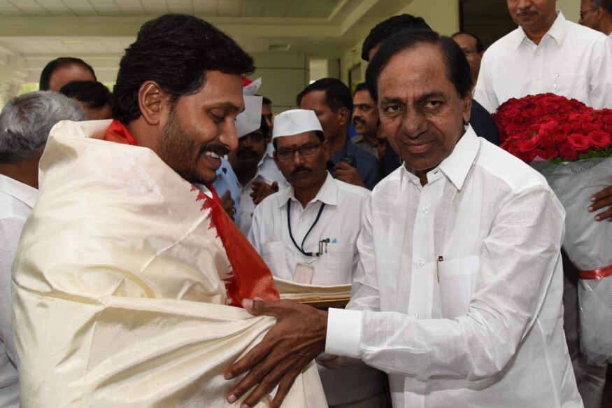 ap cm ys jagan meets cm kcr, ys jagan meets kcr, jagan kcr meeting in hyderabad, krishna godavari link, ap news, telangana news, telugu news, కేసీఆర్ జగన్ భేటీ, కేసీఆర్తో జగన్ సమావేశం, ప్రగతి భవన్లో కేసీఆర్, జగన్ చర్చలు