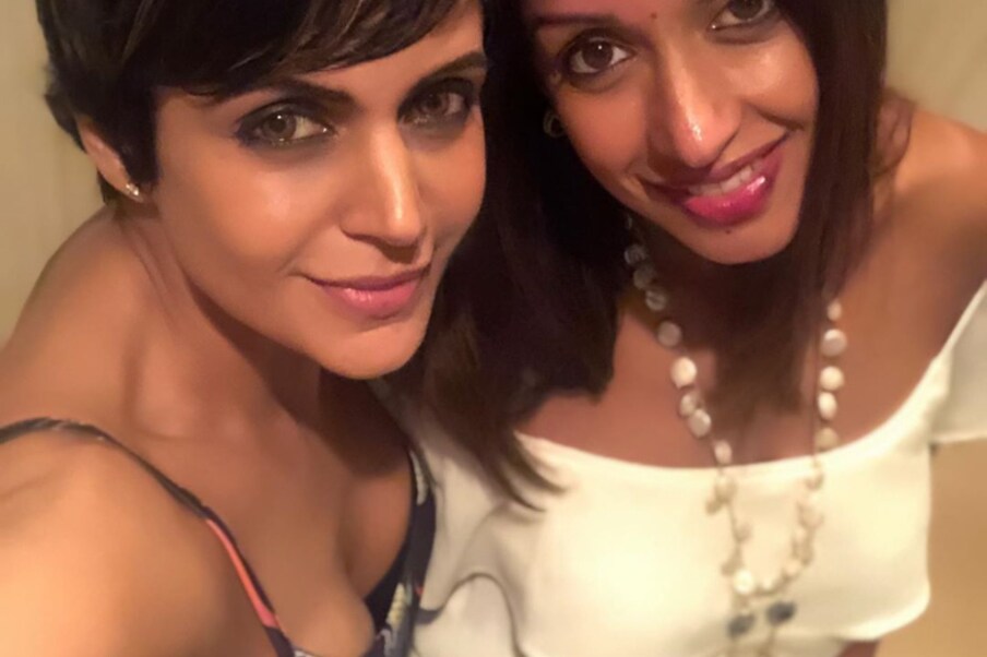  మందిరా బేడి Photo : mandirabedi/ Instagram