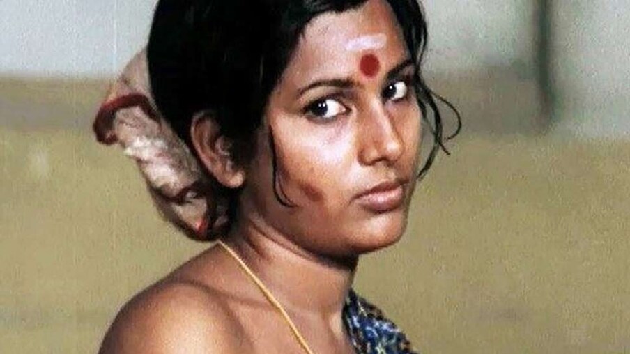  ఫటాఫట్ జయలక్ష్మి |  ఒకప్పుడు సౌత్ ఇండస్ట్రీలో సంచలనాలు సృ‌ష్టించిన ఫటాఫట్ జయలక్ష్మి కూడా కేవలం 22 ఏళ్ల వయసులోనే చనిపోయింది.