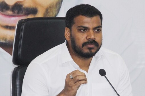 తమ ఓట్లు పొందుతున్న నాయకులు తమకు పక్కా ఇళ్లు కల్పించడంలో విఫలమయ్యారని ఆవేదన వ్యక్తం చేస్తున్నారు. వీరి బాధలు స్వయంగా పరిశీలించిన నెల్లూరు సిటి నియోజకవర్గ ఎమ్మెల్యే, మంత్రి అనిల్‌ కుమార్‌ యాదవ్‌ వారికి టిడ్కో ఇళ్లు ఏర్పాటు చేసేందుకు కృషి చేస్తున్నారు. 