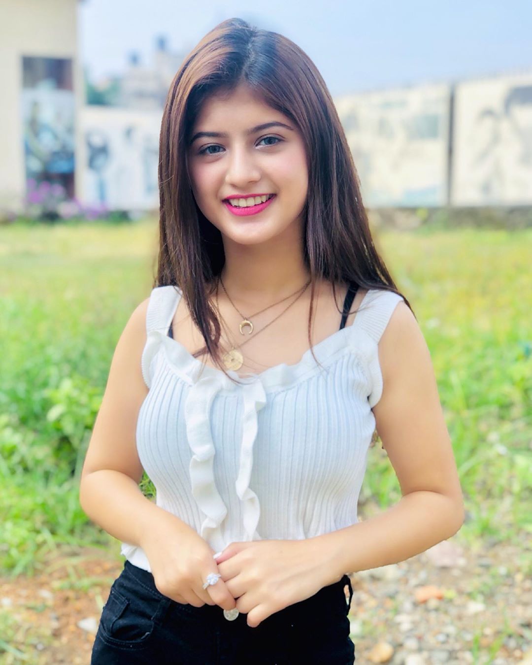  అరిష్ఫాఖాన్ ఫొటోస్ (credit - Insta - arishfakhan138 )