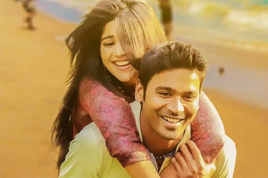Tamil Star Hero Dhanush and Gautham Menon showing their creative differences once again before the movie release pk ఇండస్ట్రీ అంటేనే క్రియేటివ్ ఫీల్డ్.. ఇక్కడ ఒక్కొక్కరి ఐడియాలజీ ఒక్కోలా ఉంటుంది. ఎవరి ఆలోచనలు ఎవరితోనూ కలవవు. ఒక్కోసారి కలిసినా కూడా వెంటనే ఇగోలు బయటికి వచ్చేస్తుంటాయి. స్టార్స్ అయితే కచ్చితంగా.. dhanush gautham menon movie,dhanush gautham menon movie release,dhanush gautham menon,dhanush twitter,gautham menon twitter,Enai Noki Paayum Thota,Enai Noki Paayum Thota twitter,Enai Noki Paayum Thota release date,Enai Noki Paayum Thota movie,Enai Noki Paayum Thota dhanush,dhanush gautham menon war,tamil cinema,తూటా,ధనుష్,గౌతమ్ మీనన్,ధనుష్ గౌతమ్ మీనన్,తెలుగు సినిమా