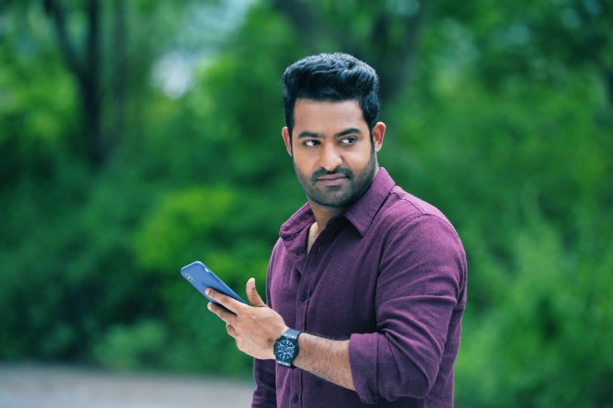 Jr NTR will be work with top directors of South Industry after Rajamouli RRR movie pk జూనియ‌ర్ ఎన్టీఆర్ ప్ర‌స్తుతం RRR సినిమాతో బిజీగా ఉన్నాడు. ఈ సినిమాతోనే మ‌రో ఏడాది పాటు బిజీగా ఉంటాడ‌న‌డంలో ఎలాంటి సందేహం లేదు. వచ్చే ఏడాది సమ్మర్ వరకు ఎన్టీఆర్, చ‌ర‌ణ్ ఇద్ద‌ర్నీ వ‌దిలేస్తాన‌ని.. jr ntr,jr ntr twitter,jr ntr rrr movie,jr ntr instagram,jr ntr koratala siva movie,jr ntr atlee movie,jr ntr kgf director prashanth neel,jr ntr ram charan,rrr movie trailer,rrr,rrr movie teaser,rrr movie press meet,rrr movie launch,rrr movie first look,rrr movie latest updates,jr ntr new movie,rrr trailer,jr ntr movies,ntr,rrr movie news,rrr teaser,rajamouli rrr movie,rrr rajamouli movie,rrr movie updates,jr ntr about rrr movie,rrr press meet,rrr movie cast,rrr movie songs,rrr movie story,jr ntr and ram charan rrr movie,telugu cinema,జూనియర్ ఎన్టీఆర్,జూనియర్ ఎన్టీఆర్ రామ్ చరణ్,జూనియర్ ఎన్టీఆర్ ఆర్ఆర్ఆర్,జూనియర్ ఎన్టీఆర్ కొరటాల శివ,జూనియర్ ఎన్టీఆర్ ప్రశాంత్ నీల్,జూనియర్ ఎన్టీఆర్ అట్లీ,తెలుగు సినిమా