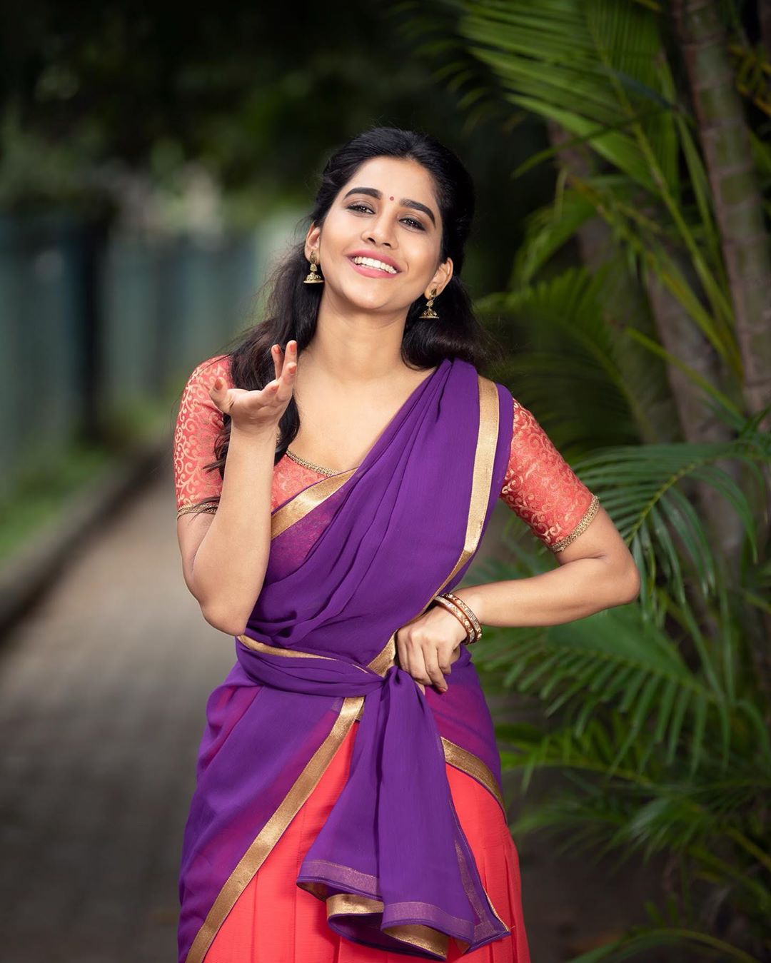 నభా నటేష్ ఫొటోస్ (Credit - Insta - nabhanatesh)