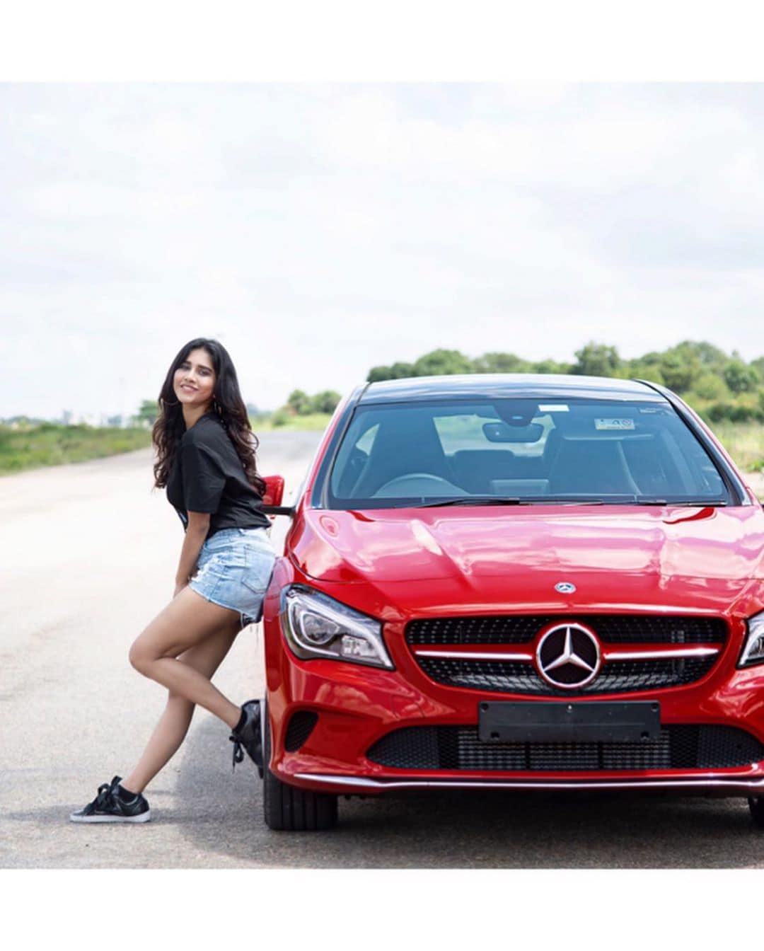 నభా నటేష్ ఫొటోస్ (Credit - Insta - nabhanatesh)