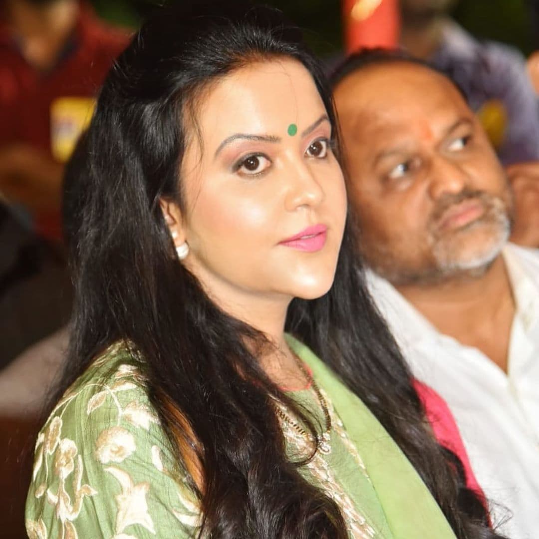 అమృతా ఫడ్నవీస్ ఫొటోస్ (credit - insta - amruta.fadnavis)