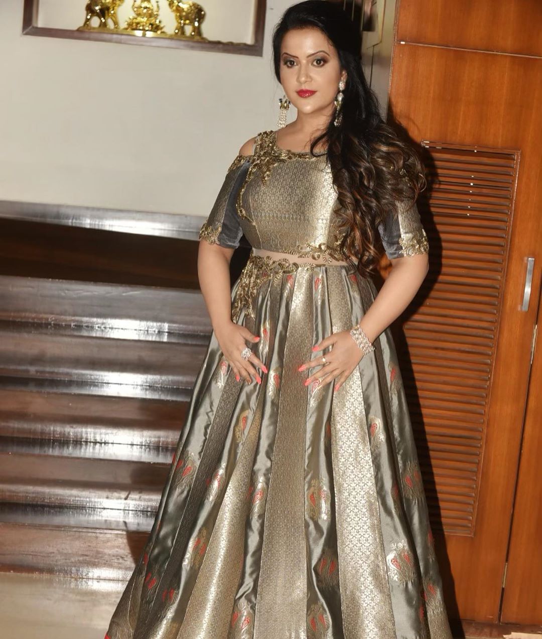 అమృతా ఫడ్నవీస్ ఫొటోస్ (credit - insta - amruta.fadnavis)