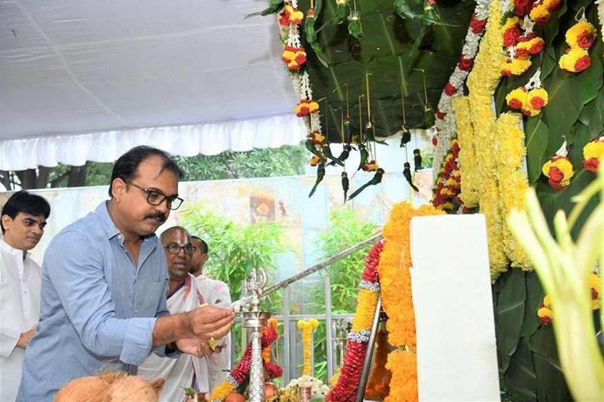 megastar chiranjeevi koratala siva movie based on indian temples here are the details,chiranjeevi,chiranjeevi movies,chiranjeevi koratala siva,chiranjeevi koratala siva different concept,vijayashanti,vijayashanti mahesh babu sarileru neekevvaru,vijayashanti movies,chiranjeevi vijayashanti,chiranjeevi vijayashanti hit pair,chiranjeevi vijayashanti again pair in koratala siva movie,chiranjeevi twitter,chiranjeevi instagram,chiranjeevi facebook,chiranjeevi,vijayashanti,vijayashanti movies,vijayashanti facebook,vijayashanti twitter,vijayashanti instagram,chiranjeevi hit movies,manchi donga songs,chiranjeevi movies parts,telugu movies,chiranjeevi birthday special,chiranjeevi full movies,chiranjeevi hit songs,chiranjeevi comedy scenes,vijayashanti movies parts,chiranjeevi and vijayashanti,chiranjeevi vijayashanthi movies,chiranjeevi vijayashanthi hit songs,chiranjeevi & vijayashanti love parts,telugu full movies,tollywood,telugu cinema,చిరంజీవి,విజయశాంతి,చిరంజీవి విజయశాంతి,మరోసారి జోడి కట్టబోతున్న చిరంజీవి,విజయశాంతి,కొరటాల శివ సినిమాలో విజయశాంతి చిరంజీవి,చిరంజీవికి జోడిగా విజయశాంతి,విజయశాంతి,విజయశాంతి సరిలేరు నీకెవ్వరు,డిఫరెంట్ కాన్పెప్ట్తో చిరంజీవి కొరటాల శివ
