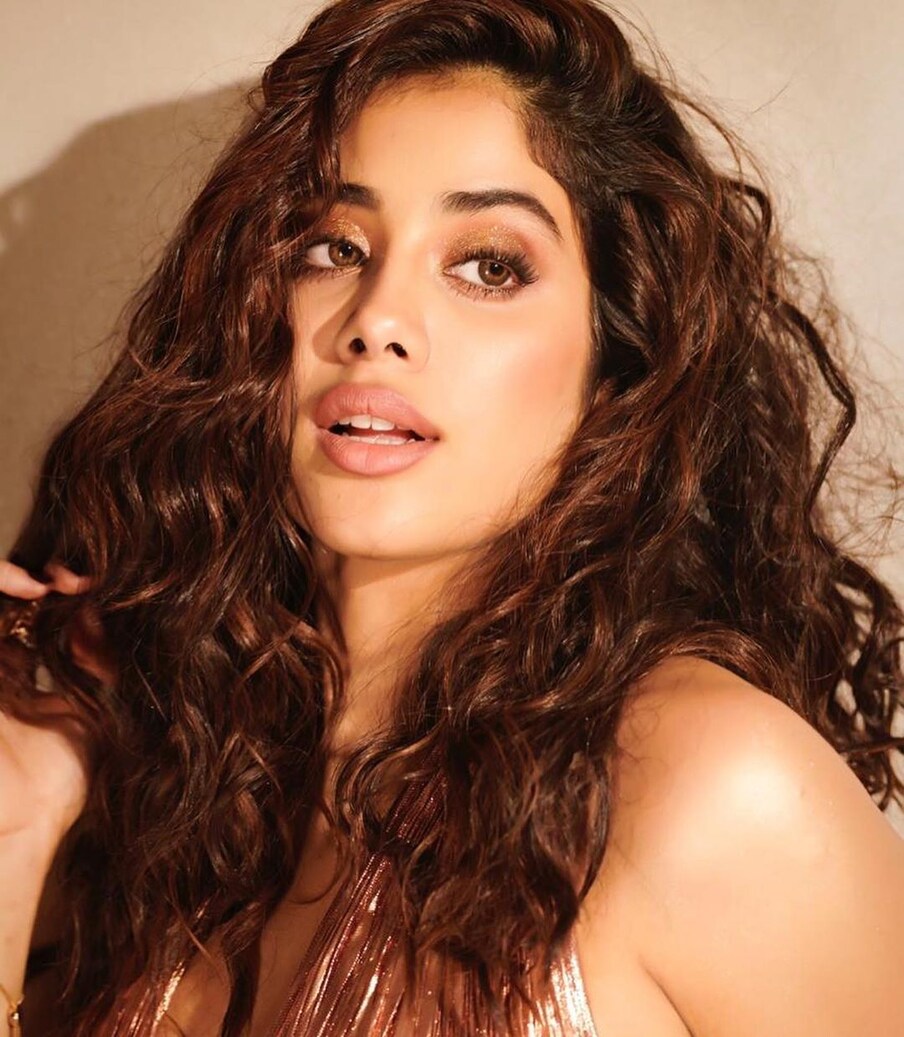  జాన్వీ కపూర్ ఫోటోస్ Photo: janhvikapoor/Instagram