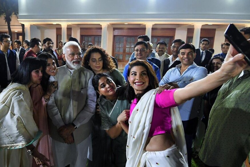 aamir khan, Anurag Basu, bollywood, ekta kapoor, imtiaz ali, Jacqueline Fernandez, kangana ranaut, Narendra Modi, Shah Rukh Khan,change with in,bollywood meets pm modi,బాలీవుడ్ ప్రముఖులతో ప్రధాని మోదీ,మోదీ భేటీ,సినీ ప్రముఖులతో మోదీ భేటీ,