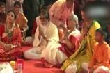 Video: ముంబైలో అమితాబ్ బచ్చన్, కాజోల్ దుర్గాష్టమి పూజ