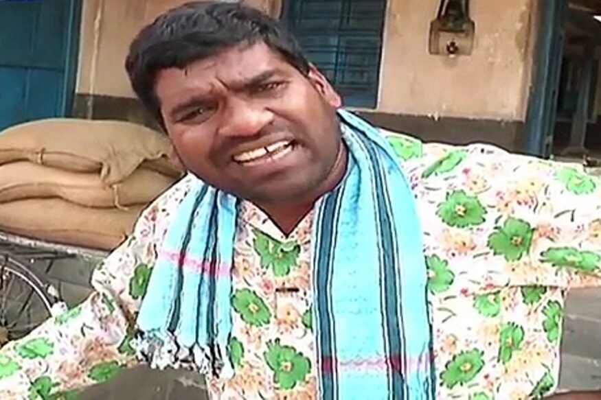 The Interesting reasons behind why Bithiri Sathi walkout from that particular news channel pk బిత్తిరి సత్తి ఉరఫ్ రవికుమార్.. ఈయన ఇప్పుడు తెలుగు బుల్లితెరపై ఫేమస్.. చాలా ఫేమస్. జీరో నుంచి మొదలై హీరో స్థాయికి ఎదిగాడు. ఓ సాధారణ యాంకర్గా మొదలైన బిత్తిరి సత్తి ప్రయాణం.. Chevella Ravi,Bithiri Sathi,Bithiri Sathi v6 news,Bithiri Sathi teenmaar varthalu,teenmaar varthalu bithiri sathi,teenmaar bithiri sathi,teenmaar sathi,teenmaar varthalu v6,bithiri sathi v6 news resign,bithiri sathi v6 news resign reasons,Bittiri Satti Good Bye to V6 News,Bittiri Satti Good Bye to V6 News reasons,bithiri sathi tv9 telugu,ismart news bithiri sathi,tv9 telugu live,telugu cinema,బిత్తిరి సత్తి,రవికుమార్,చేవెల్ల రవి,బిత్తిరి సత్తి వి6 న్యూస్,బిత్తిరి సత్తి తీన్మార్ వార్తలు,బిత్తిరి సత్తి వి6 వదిలేయడానికి కారణాలు ఇవే,
