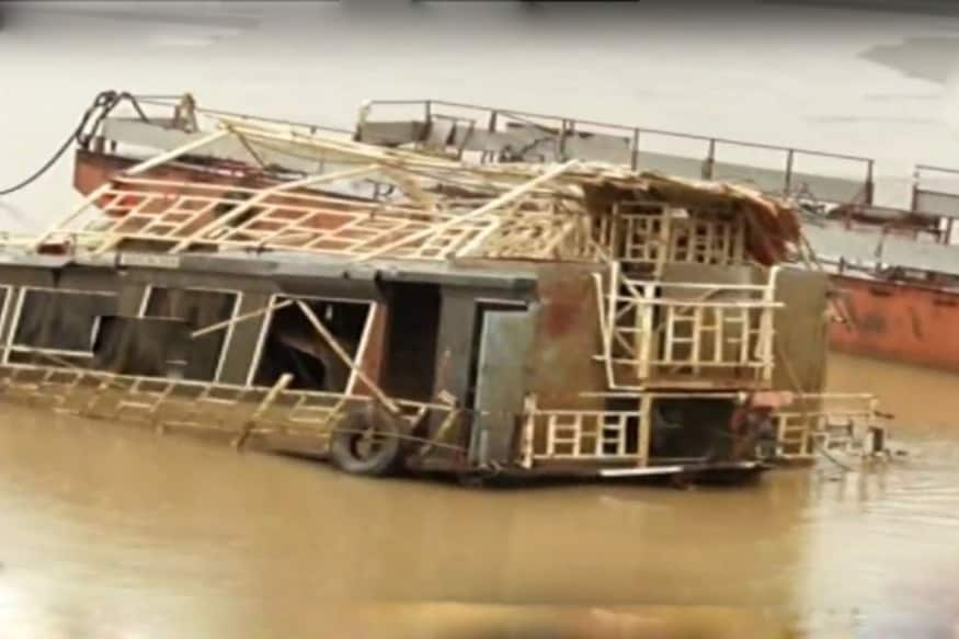 godavari boat accident,dharmadi sathyam team,east godavari boat capsize,godavari river,boat drowned in godavari,boat tragedy in godavari,boat capsizes in godavari,boat capsizes in godavari river,cm jagan about godavari boat incident,boat capsizes,godavari boat incident,east godavari boat incident,godavari river boat incident,godavari boat incident deatails,tourism boat in godavari,boat capsized in godavari,kachhaluru boat accident, boat capsizes, boat accident, dharmadi satyam team, papikondalu vihara yatra, papikondalu tourism, godavari river, boat submergedi, 40 people missing, east godavari district, పాపికొండలు, విహారా యాత్రలో విషాదం, మునిగిన బోటు, 40మంది గల్లంతు, గోదావరి నది, గోదావరిలో ఘోరప్రమాదం, కచ్చులూరు బోటు ప్రమాదం, ధర్మాడి సత్యం టీం గోదావరిలో లాంచీ బోల్తా, గోదావరి బోటు ప్రమాదం మృతులు, తూర్పుగోదావరి జిల్లా, కచ్చలూరులో మూఢనమ్మకాలు, కచ్చులూరు బోటు ప్రమాదం, శివుడి ఆగ్రహంతోనే బోటు ప్రమాదం