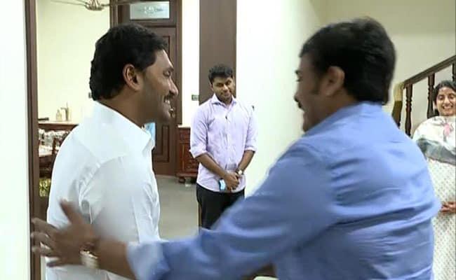 Jagan chiranjeevi meeting, ganta srinivasa rao, rajyasabha seat for chiranjeevi, Cm ys jagan mohan reddy chiranjeevi meeting, ys jagan chiranjeevi meeting in Vijayawada, megafans unhappy with chiranjeevi ys jagan meeting, janasena, janasena party, ram charan meeting cm ys jagan, pawan kalyan angry on jagan chiranjeevi meeting, sye raa narasimha reddy tax exemption, ap cm ys jagan mohan reddy, ysrcp, megastar, ap news, ap politics, ap latest news, చిరంజీవి సీఎం జగన్ భేటీ, విజయవాడలో జగన్ చిరంజీవి భేటీ, చిరంజీవికి రాజ్యసభ సీటు, గంటా శ్రీనివాసరావు, చిరంజీవి జగన్ భేటీపై మెగా ఫ్యాన్స్ ఆగ్రహం, జనసేన, పవన్ కళ్యాణ్, సైరా నరసింహారెడ్డి, ఏపీ న్యూస్, ఏపీ రాజకీయాలు