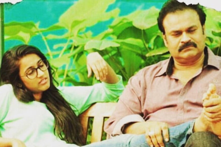 Netizens fires on Mega Brother Nagababu on his vulgar comments in front of his daughter Niharika pk పదేళ్ల వయసొచ్చాక పిల్లల ముందు ఏదైనా బూతులు మాట్లాడటానికే అమ్మో అనుకుంటాం.. ఒకటికి రెండుసార్లు ఆలోచిస్తుంటాం. అలాంటిది వయసొచ్చిన పిల్లల ముందు తండ్రే కాస్త తప్పుగా ప్రవర్తిస్తుంటే ఇంకేమైనా ఉందా..? nagababu,niharika konidela,nagababu niharika,niharika adirindi show,netizens nagababu,jabardasth,extra jabardasth,zee telugu,adirindi comedy show,nagababu adirindi,venu wonders adirindi,dhana dhan dhanraj adirindi,nagababu jabardasth,extra jabardsth,extra jabardasth promo,extra jabardasth video,extra jabardasth videos,extra jabardasth promos,extra jabardasth new video,rashmi,racha ravi,mallemalatv,allari harish,raghava,anchor anasuya,naga babu,naga babu punches,padutha theeyaga,roja punches,roja,roller raghu,rocket raghava,dhana dhan dhanraj,comedy short films,eenadu television,dhee jodi,etv shows,comedy skits in telugu,జబర్దస్త్ కామెడీ షో,ధనాధన్ ధన్రాజ్,వేణు వండర్స్,జీ తెలుగు అదిరింది,నాగబాబు జబర్దస్త్,అదిరింది నాగబాబు జీ తెలుగు