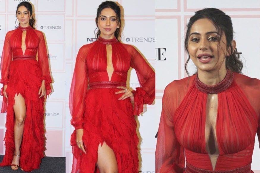 Rakul Preet Singh bought a flat in posh area in bangalore which is worth of 6 crores pk ఇప్పటి హీరోయిన్లు చాలా తెలివిమీరిపోతున్నారు. క్రేజ్ ఉన్నపుడే ఎంచక్కా అన్నీ సెట్ చేసుకుంటున్నారు. మళ్లీ ఒక్కసారి ఇమేజ్ కానీ పోయిందంటే కనీసం పట్టించుకునే వాళ్లు కూడా ఉండరని వాళ్లకు తెలియని విషయం కాదు. Rakul Preet Singh,Rakul Preet Singh twitter,Rakul Preet Singh instagram,Rakul Preet Singh hot,Rakul Preet Singh baught house,Rakul Preet Singh f45 gym,Rakul Preet Singh house,Rakul Preet Singh baught home,Rakul Preet Singh bangalore,Rakul Preet Singh flat,Rakul Preet Singh 6 crore flat,Rakul Preet Singh business,Rakul Preet Singh gym business,Rakul Preet Singh workouts,Rakul Preet Singh hot,Rakul Preet Singh hot images,Rakul Preet Singh hot stills,Rakul Preet Singh hot videos,Rakul Preet Singh hot scenes,telugu cinema,రకుల్ ప్రీత్ సింగ్,రకుల్ ప్రీత్ సింగ్ ఇల్లు,రకుల్ ప్రీత్ మరో ఇల్లు,బెంగళూరులో ఫ్లాట్ తీసుకున్న రకుల్,తెలుగు సినిమా