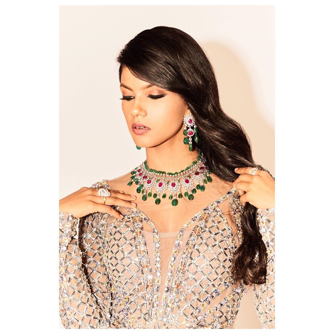 ఆస్థా శర్మ ఫ్యాషన్ డిజైన్స్ (credit - insta - aasthasharma)