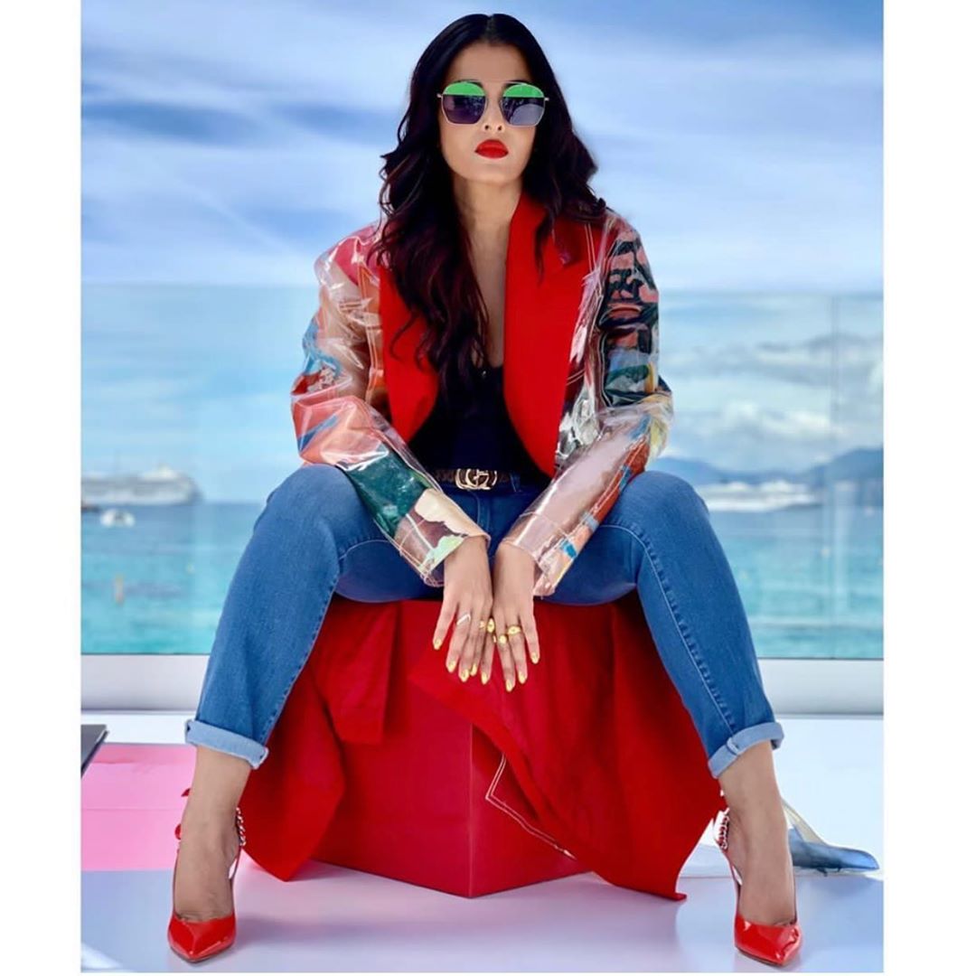 ఆస్థా శర్మ ఫ్యాషన్ డిజైన్స్ (credit - insta - aasthasharma)
