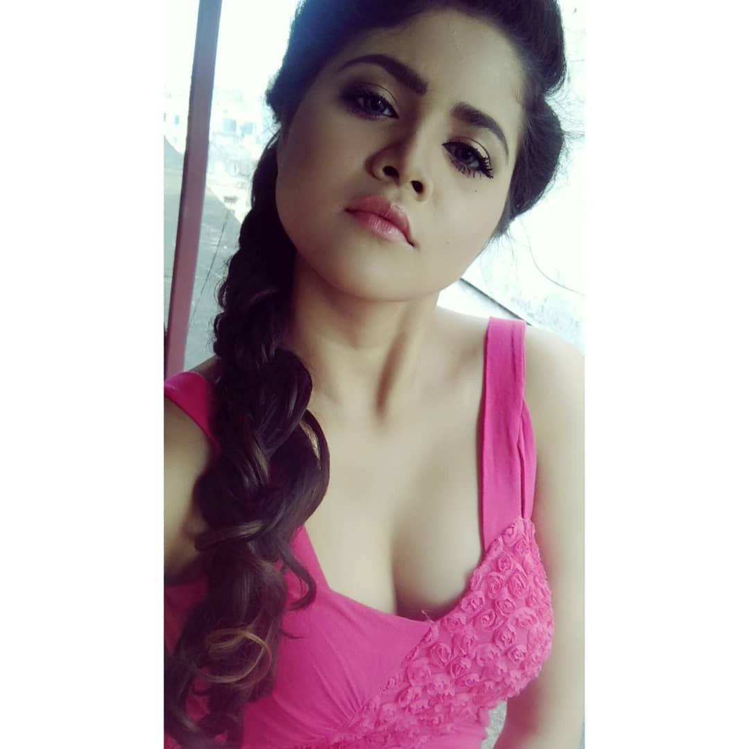 జీనా తరఫ్దర్ ఫొటోస్ (credit - insta - jinatarafder)