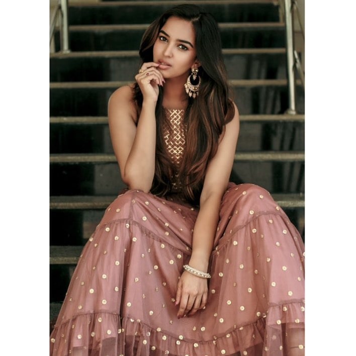  పూజిత పొన్నాడ ఫోటోస్ Photo: Instagram.com/pujita.ponnada