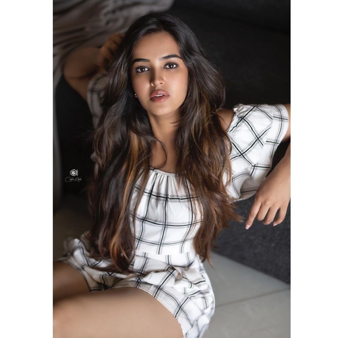  పూజిత పొన్నాడ ఫోటోస్ Photo: Instagram.com/pujita.ponnada