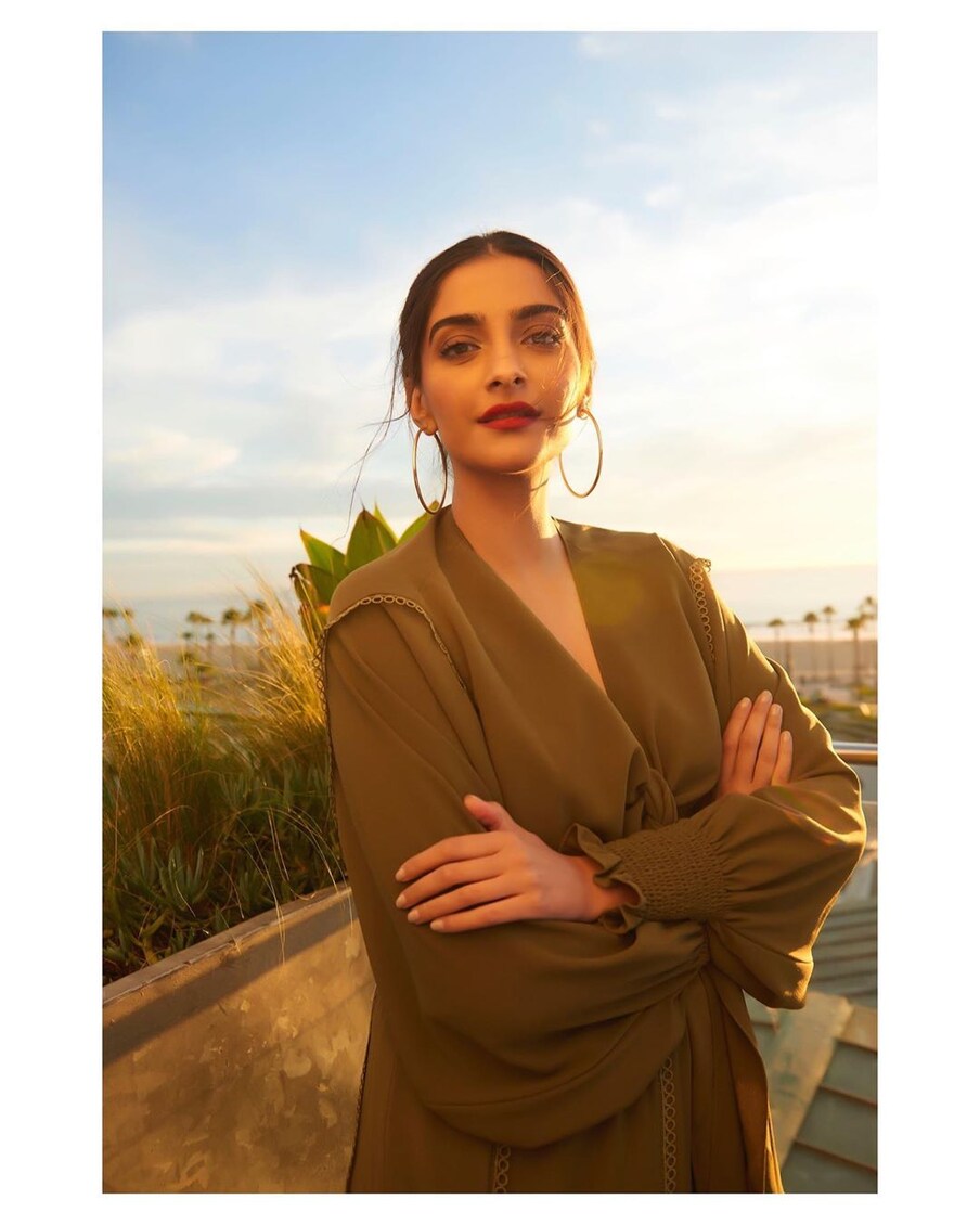  అదరగొడుతోన్న సోనమ్ కపూర్ Photo: Instagram.com/sonamkapoor