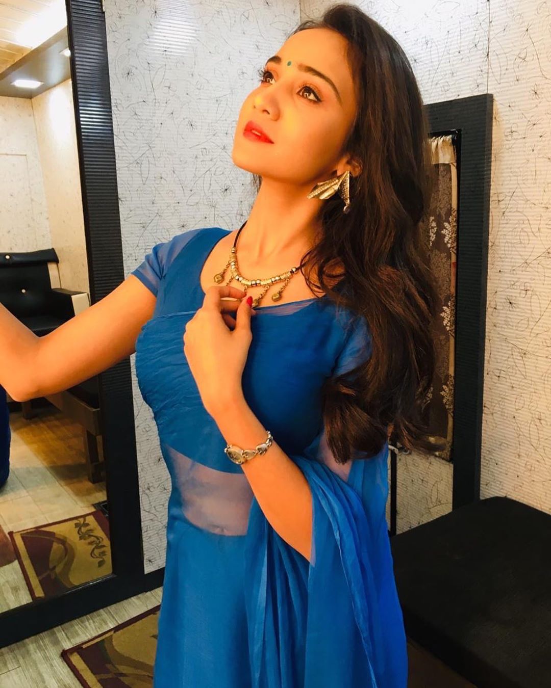 ఆషీ సింగ్ ఫొటోస్ (credit - insta - i_ashisinghh)