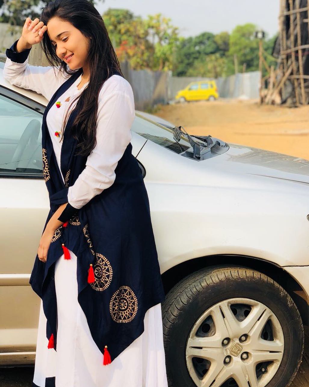 ఆషీ సింగ్ ఫొటోస్ (credit - insta - i_ashisinghh)