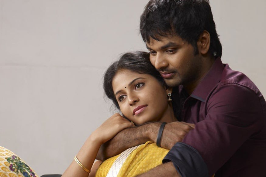Producer sensational comments on Tamil hero Jai and actress Anjali relationship pk ఇండస్ట్రీ ఏదైనా కూడా ఇప్పుడు ఎఫైర్స్ మాత్రం కామన్ అయిపోయాయి. ఇక ఇప్పుడు తమిళ జంటపై ఓ నిర్మాత సంచలన వ్యాఖ్యలు చేసాడు. అది కూడా తెలుగమ్మాయి అంజలిపై ఈ వ్యాఖ్యలు చేయడం ఆసక్తికరంగా మారింది. anjali twitter,anjali instagram,anjali affair,anjali jai hotel room,jai anjali love,anjali,anjali jai love story,anjali jai love,actress anjali,jai and anjali love story,jai,anjali and jai,anjali jai,jai anjali marriage,anjali love affair with jai,anjali jai wedding,anjali love,jai anjali romance,anjali and jai love,actor jai,jai and anjali,anjali love affair,anjali movies,heroine anjali,jai anjali,anjali and jai love story,actress anjali confirms her love with jai,telugu cinema,tamil cinema,జై,అంజలి,జై అంజలి లవ్ స్టోరీ,జై అంజలి ఎఫైర్,తెలుగు సినిమా