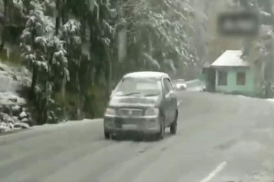 Gulmarg in Baramulla district receives snowfall avr