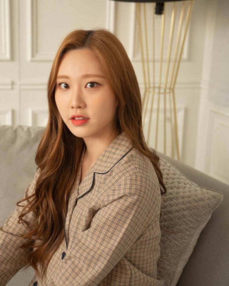 నాన్సీ ఫొటోస్ (credit - insta - nancy__momoland)