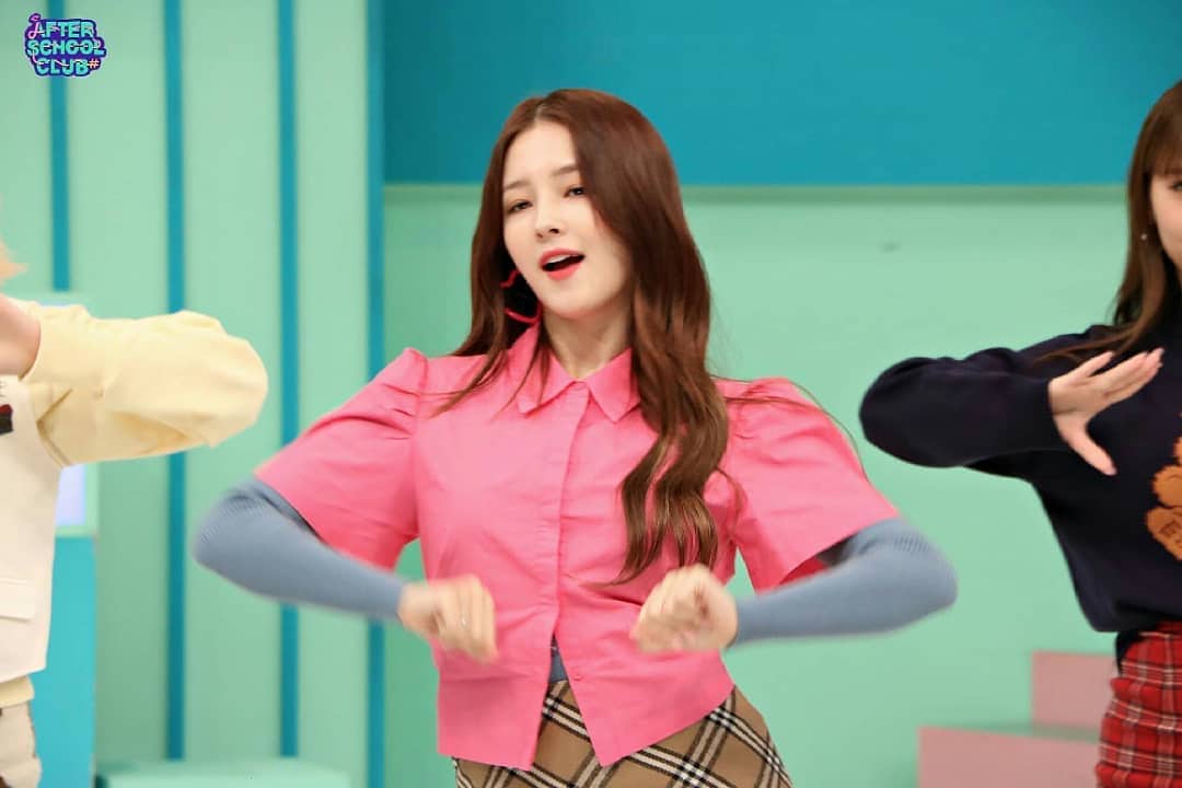 నాన్సీ ఫొటోస్ (credit - insta - nancy__momoland)