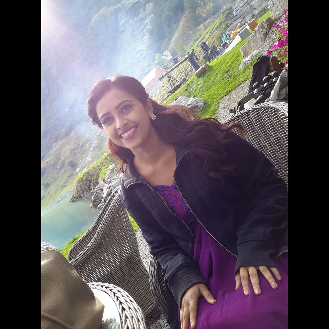 శ్రీదివ్య ఫొటోస్ (credit - insta - sd_sridivya)