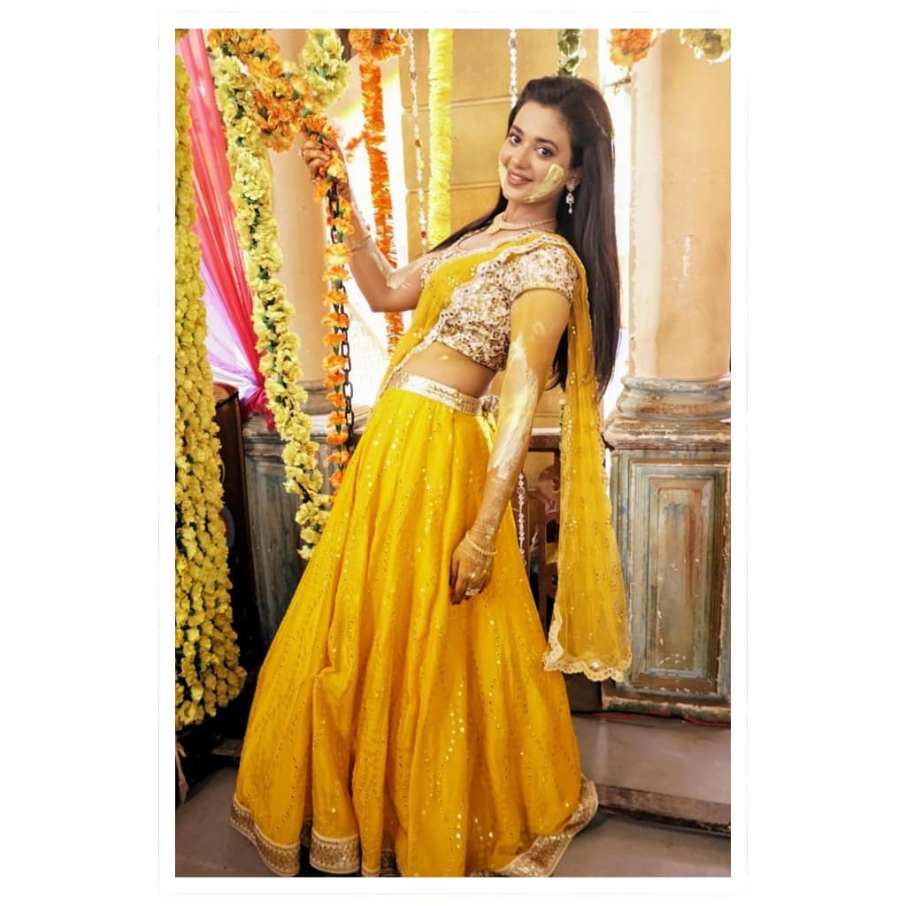 శ్రుతి శర్మ ఫొటోస్ (credit - insta - shrutiisharmaa)