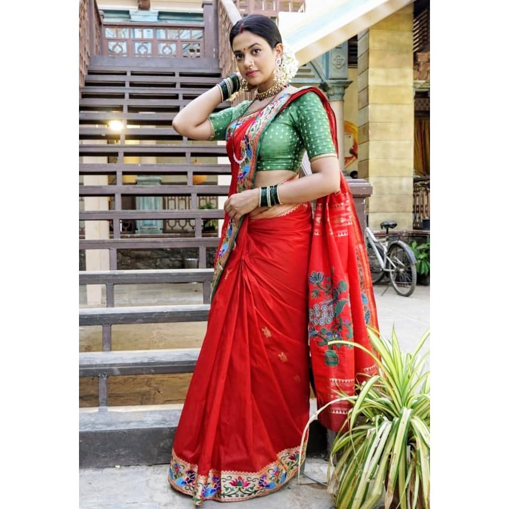 శ్రుతి శర్మ ఫొటోస్ (credit - insta - shrutiisharmaa)
