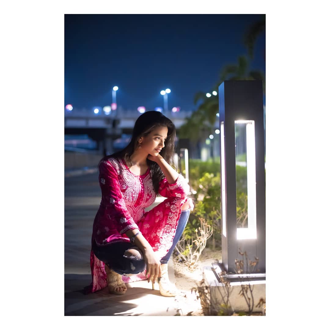 శ్రుతి శర్మ ఫొటోస్ (credit - insta - shrutiisharmaa)