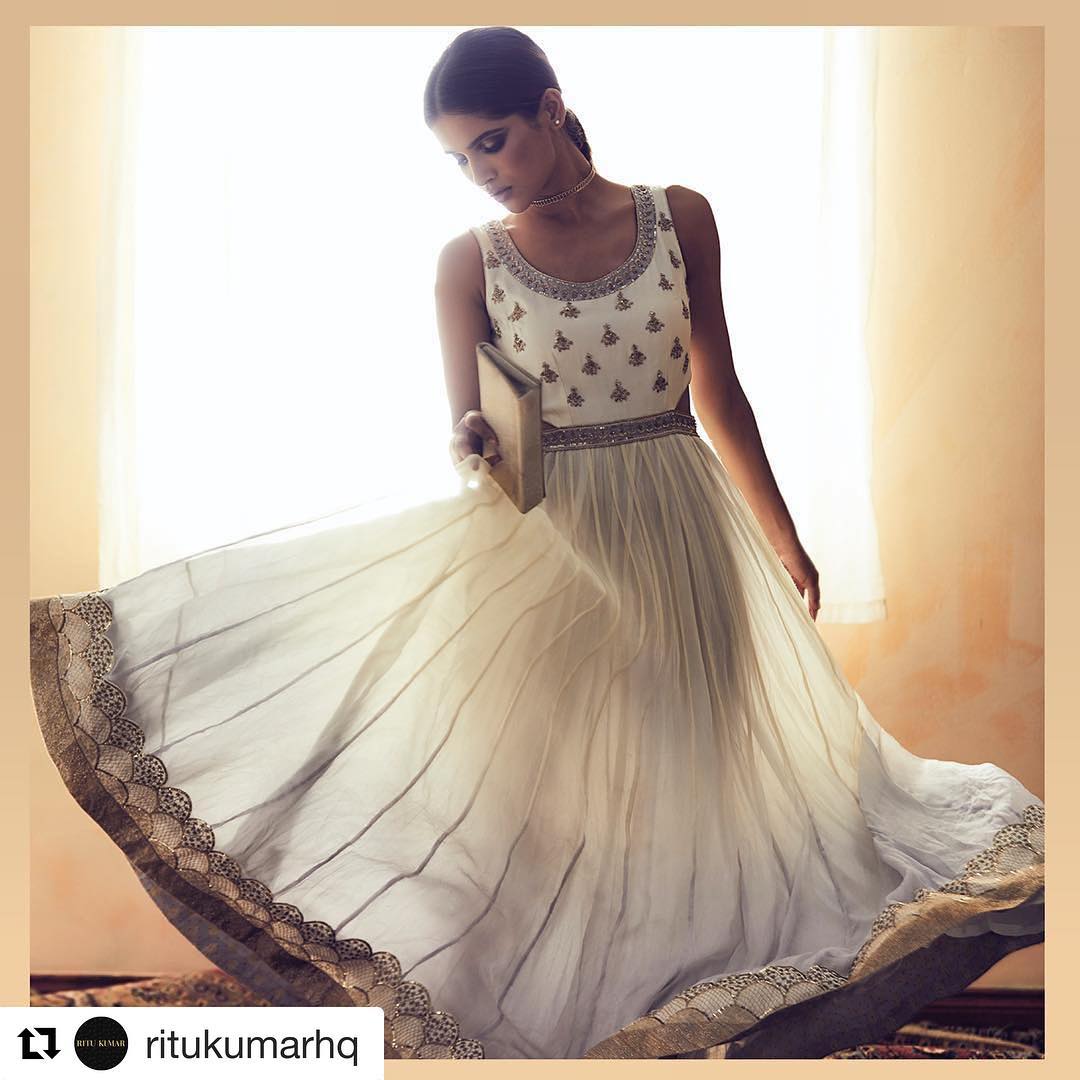 వర్తికా సింగ్ ఫొటోస్ (credit - insta - vartikasinghh)