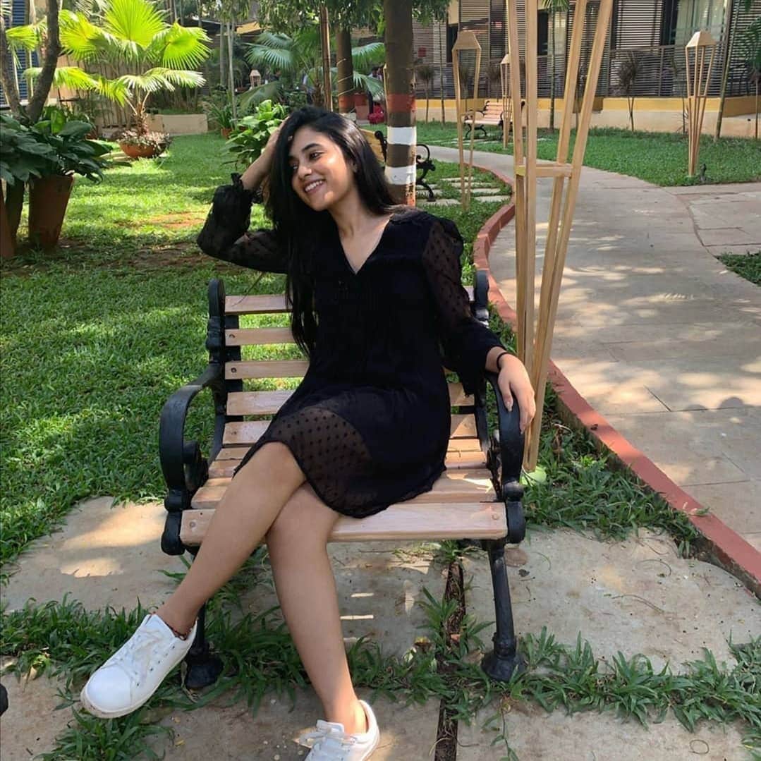 ప్రియాంక అరుల్ మోహన్ అదిరిపోయే ఫోటోస్... Photo: Instagram
