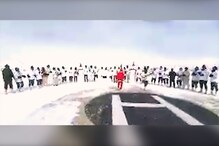 Video: కాశ్మీర్‌ నియంత్రణ రేఖలో క్రిస్మస్ వేడుకలు జరుపుకుంటున్న భారత సైన్యం సైనికులు
