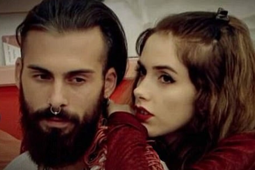 Spanish Big Brother contestant Carlota Prado forced to watch her own Sexual Assault in room pk ఒక్క సినిమా ఇండస్ట్రీలోనే కాదు.. ఎక్కడైనా కూడా ఇప్పుడు అమ్మాయిలపై అఘాయిత్యాలు పెరిగిపోతున్నాయి. ఎన్ని శిక్షలు వేసినా.. ఎంత రచ్చ చేసినా కూడా ఎవరూ మారడం లేదిక్కడ. ప్రస్తుతం తెలంగాణ దిశా కేస్.. disha case,nirbhaya case,telangana disha case,rape and murder,Carlota Prado,Carlota Prado rape scene,big brother contestant Carlota Prado,Carlota Prado actress rape,Jose Maria Lopez Carlota Prado,Gran Hermano spanish show,స్పానిష్ షో బిగ్ బ్రదర్,తెలంగాణ నిర్భయ,రేప్ అండ్ మర్డర్,జస్టిస్ ఫర్ దిశా