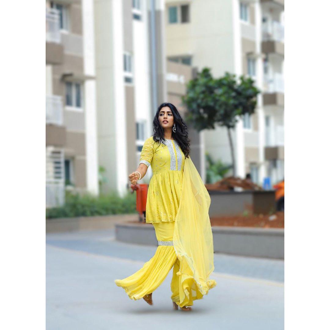 ఈషా రెబ్బా ఫొటోస్ (credit - insta - yourseesha)