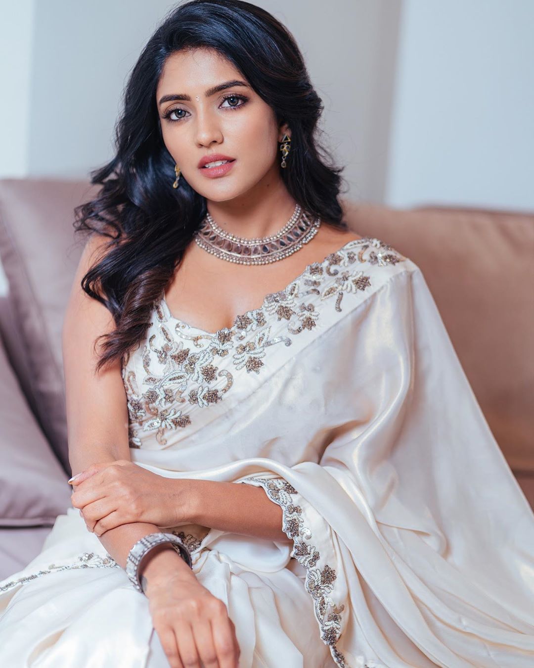 ఈషా రెబ్బా ఫొటోస్ (credit - insta - yourseesha)