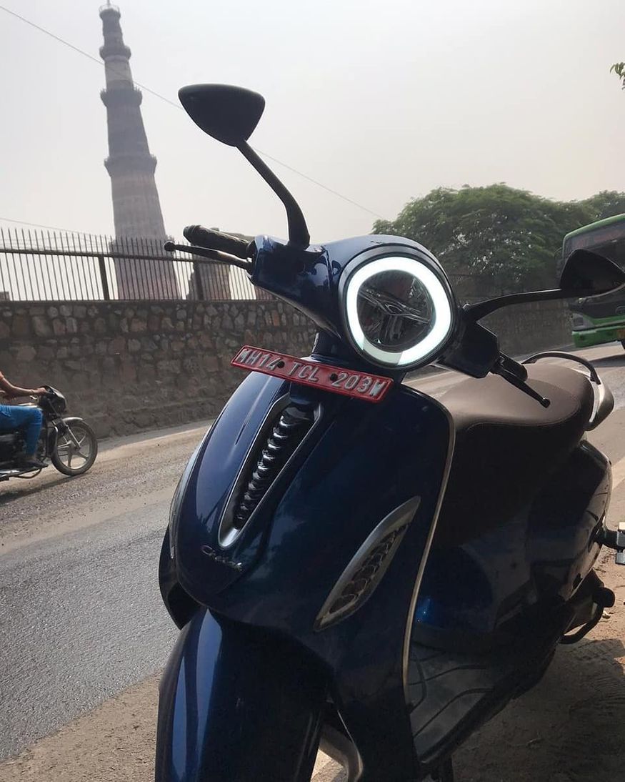 bajaj electric scooter top speed