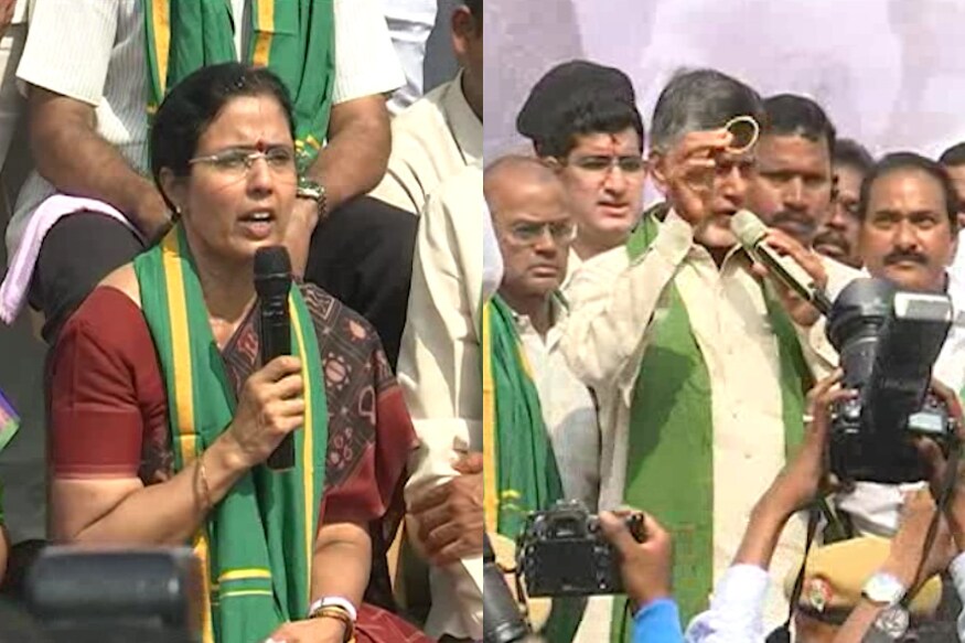 Nara Bhuvaneswari give Gold bangle to amaravathi farmers