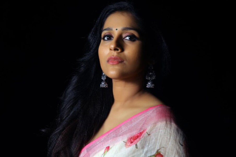  రష్మీ గౌతమ్