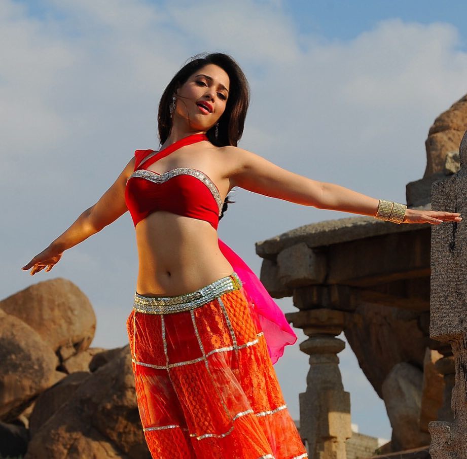  తమన్నా (Instagram Photo)