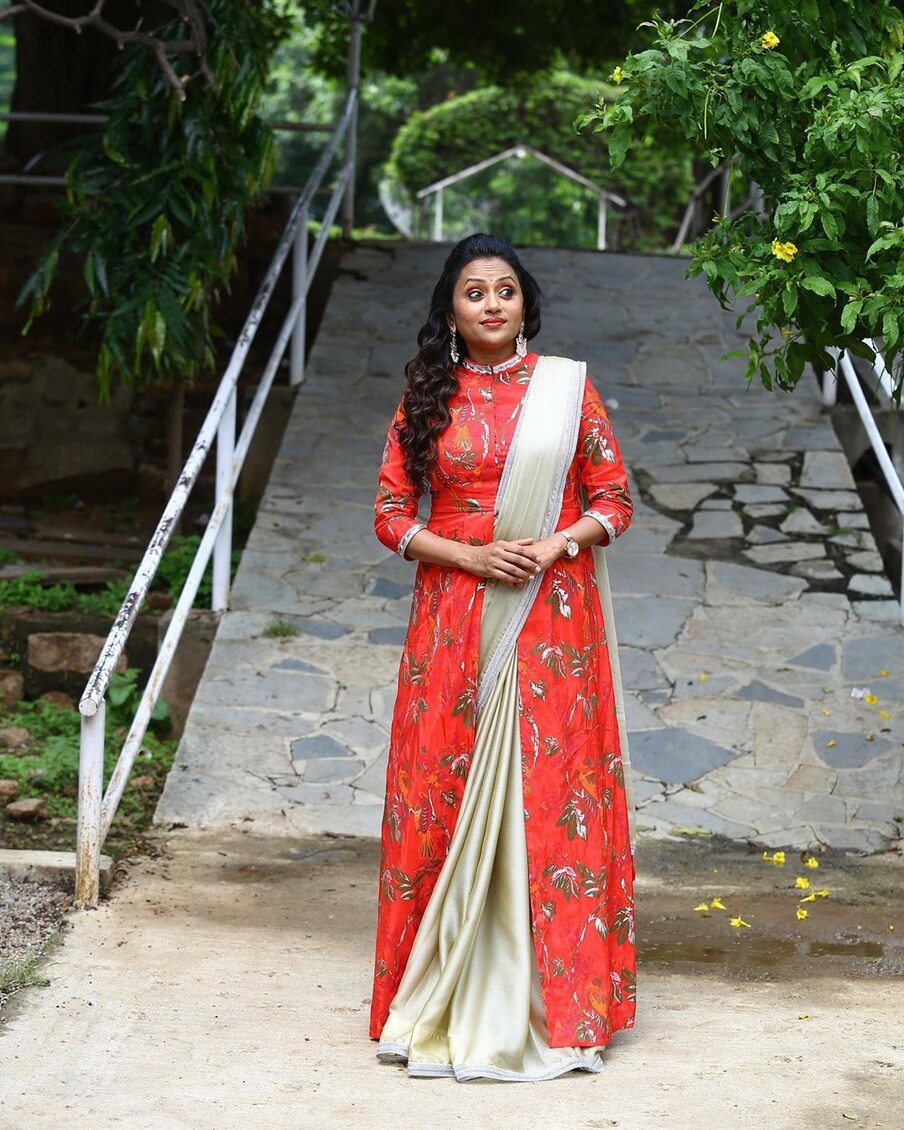  సుమ కనకాల లేటెస్ట్ పిక్స్  Photo: kanakalasuma/Instagram