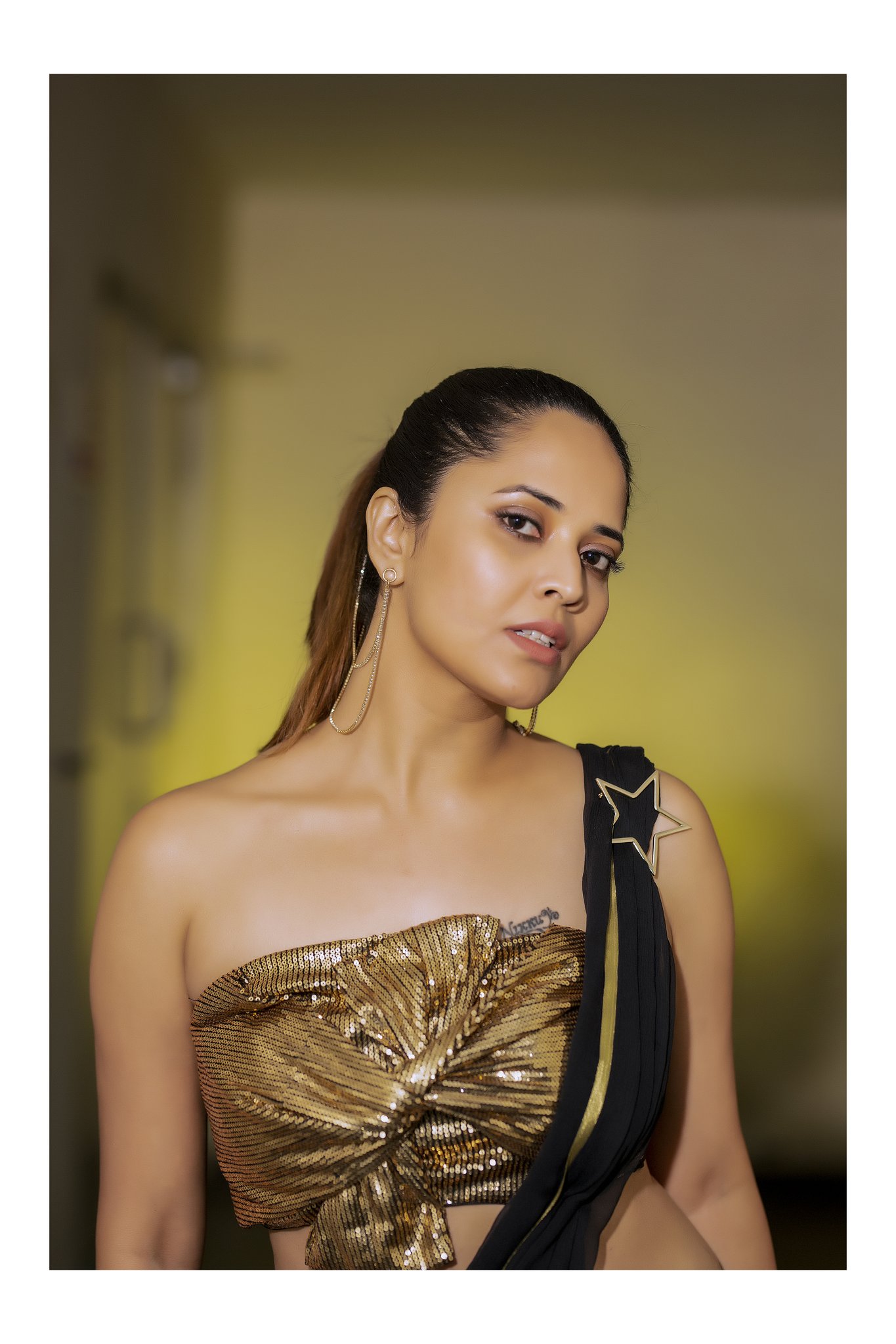  అనసూయ హాట్ పిక్స్.. Photo : instagram/itsme_anasuya
