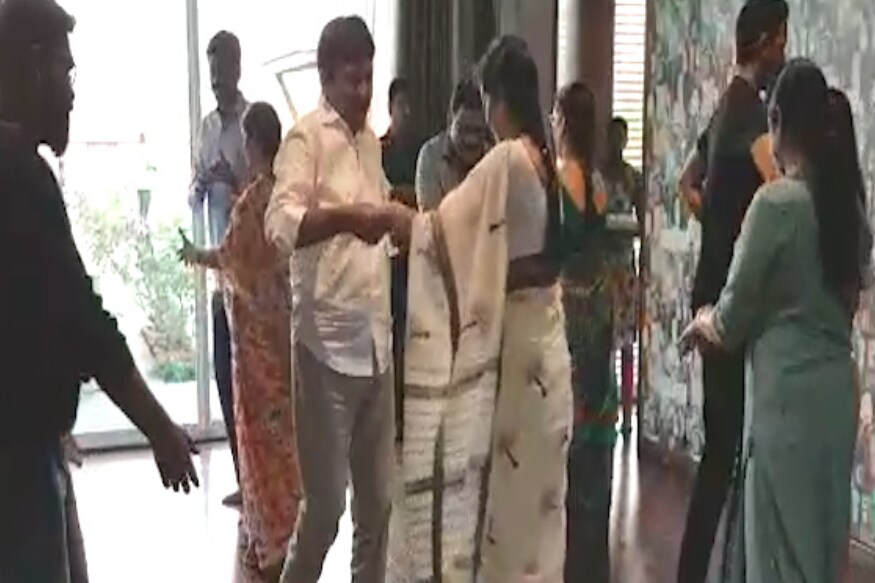 ponguleti srinivas reddy,khammam ex mp,ponguleti son marriage in dubai,telangana news,పొంగులేటి శ్రీనివాస్ రెడ్డి,ఖమ్మం మాజీ ఎంపీ,పొంగులేని శ్రీనివాస్ రెడ్డి కుమారుడి పెళ్లి